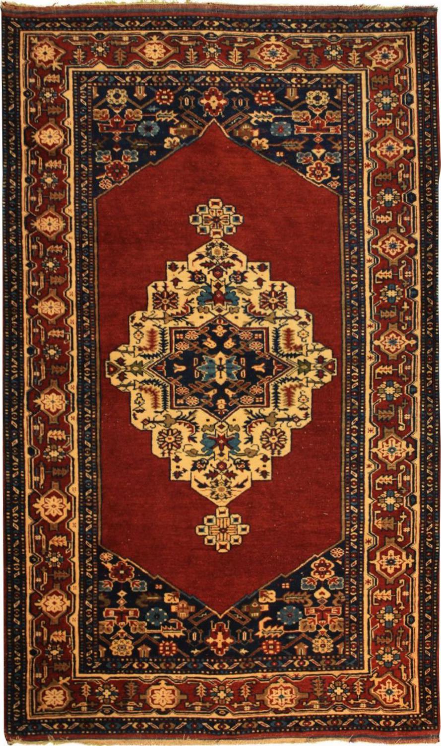 Hand Made Wool Red Traditional Persian Rug 4'5" x 7'2"