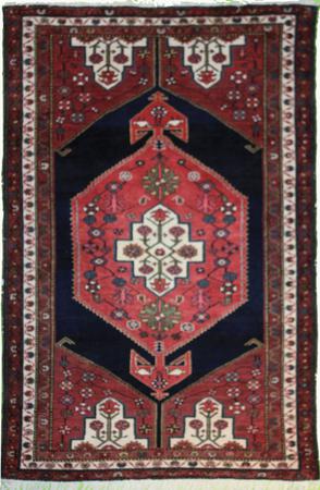 Hand Made Wool Pink Traditional Persian Rug 3'11" x 6'4"