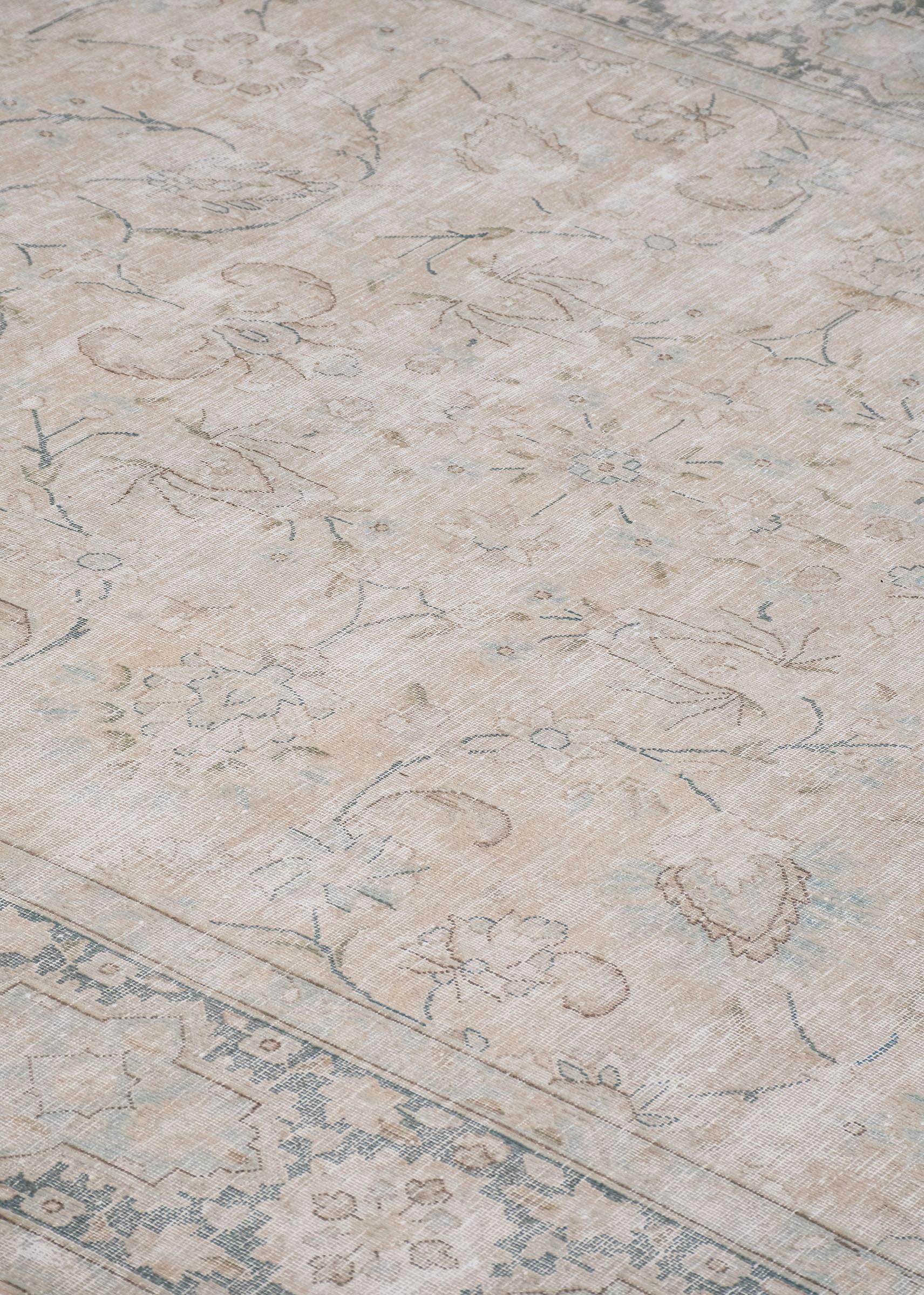 Vintage Bisque 6’10” x 10′